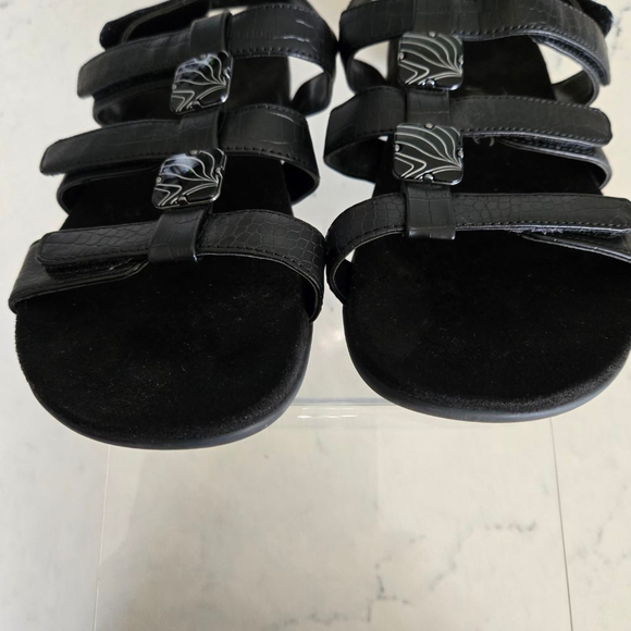Women's Vionic Sandals Size 8 Black - Picture 9 of 16